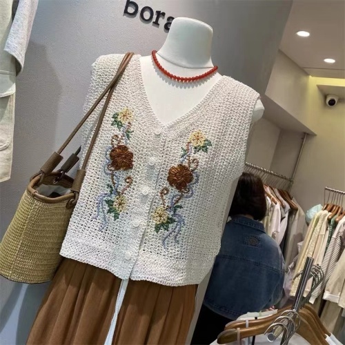 Thirteen lines of summer Chinese style embroidery crochet hollow vest for women Korean style loose V-neck woolen vest top
