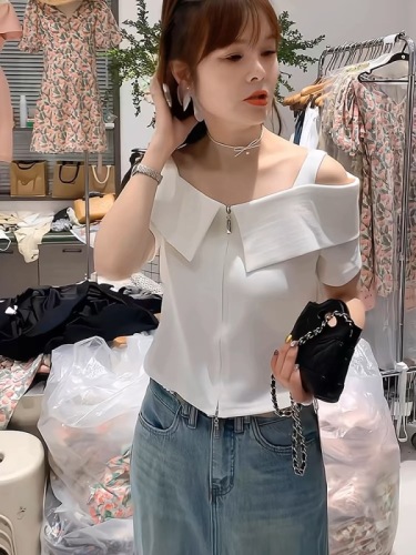 Design niche one-shoulder suspender shirt for women 2024 summer new style French temperament slim little top