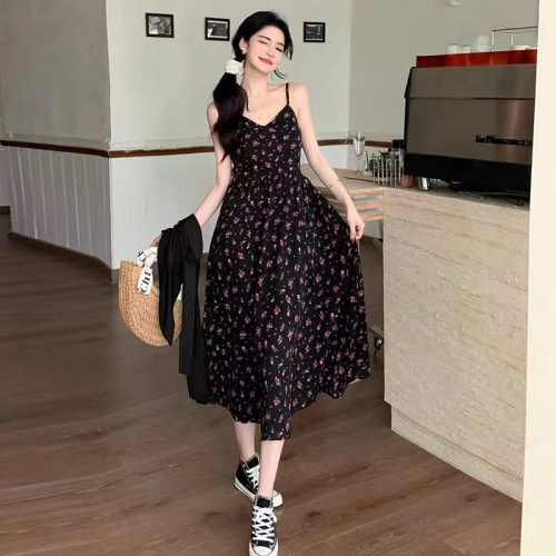 Summer new French retro black floral suspender mid-length skirt dress for small people holiday tea break dress