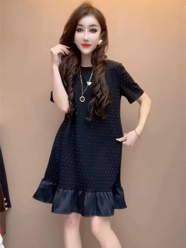 Fashionable European dress for women 2024 summer new fashion high-end heavy industry full diamond age-reducing versatile A-line skirt beauty