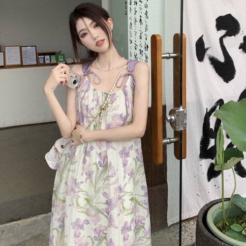 Tea break French sleeveless floral suspender dress for women summer 2024 new style high-end slimming long skirt