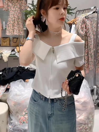 Design niche one-shoulder suspender shirt for women 2024 summer new style French temperament slim little top