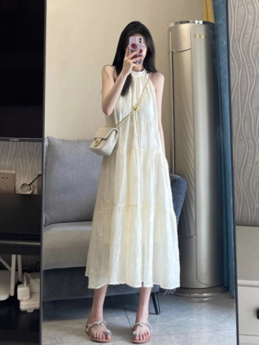 Small French retro lace halterneck dress summer women's new sexy sleeveless off-shoulder long skirt