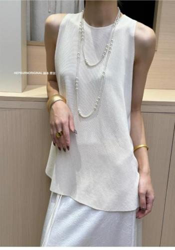 High-end design ice silk vest top, feminine slimming loose sleeveless top for women