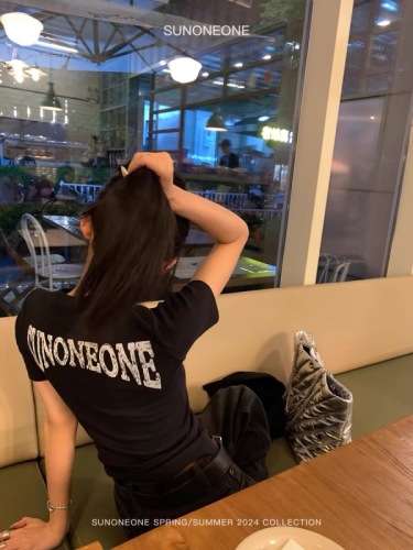 SUNONEONE 美式复古休闲印花T恤女夏季新款涂鸦字母短袖显瘦上衣