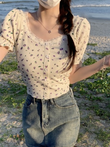 实拍  夏季韩版bm碎花纯欲修身方领设计感短袖T恤上衣女