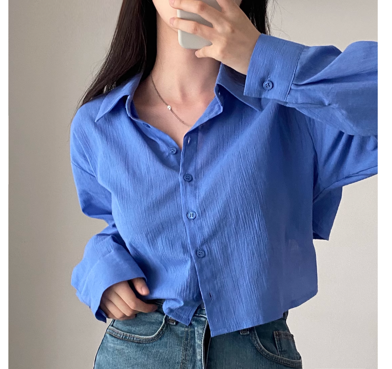 Women's Loose Short-Sleeve Sun Shirt with Design Details and Back Straps, a Stylish and Subtle Korean Instagram Fashion Item