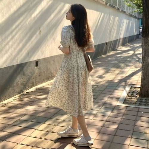 Summer 2024 new style beach holiday temperament floral dress Platycodon tea break French long skirt women's spring clothing