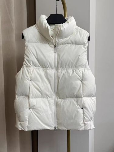 100% White Duck Down Vest Women's 2024 Winter New Arrival Stand Collar Short Simple Loose Versatile Cocoon Top