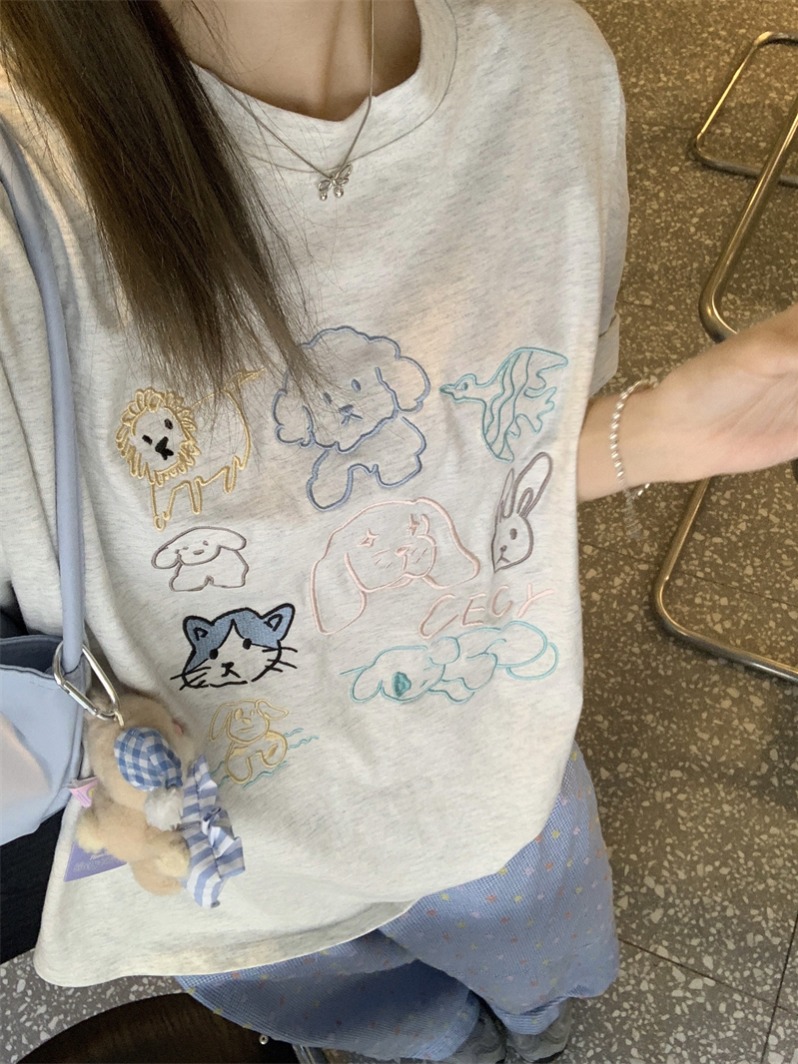 實拍~美式復古慵懶小狗刺繡款式短袖T恤上衣