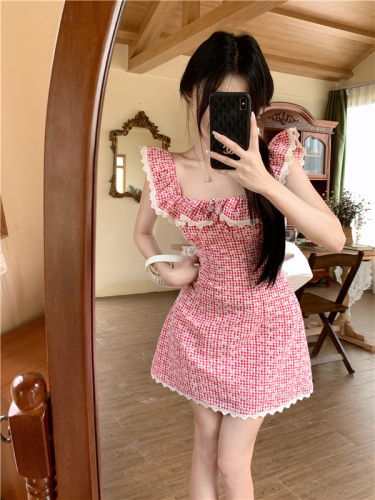 Real shot of red plaid women's new summer square collar ruffle dress