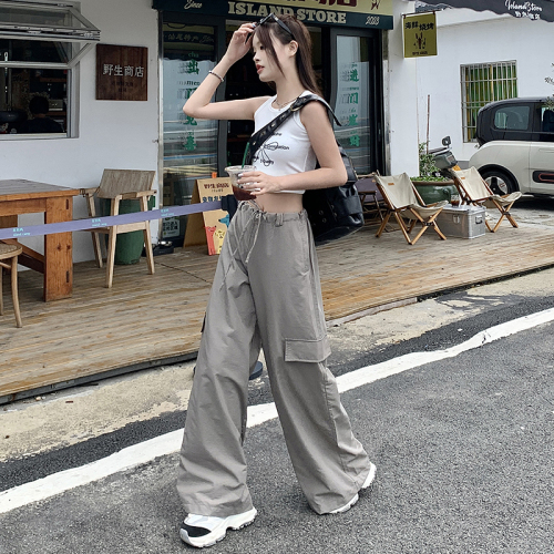 Real shot of overalls for women with parachute quick-drying fabric, American wide-leg pants for women, loose yuppie floor mopping sports long pants