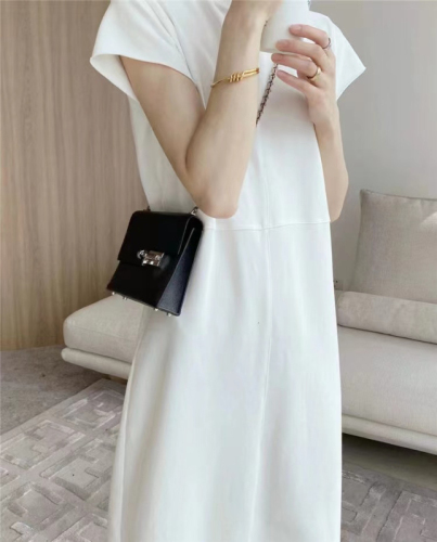 Short-sleeved straight white bottoming T-shirt dress for women 2024 spring and summer new mid-length skirt vest dress