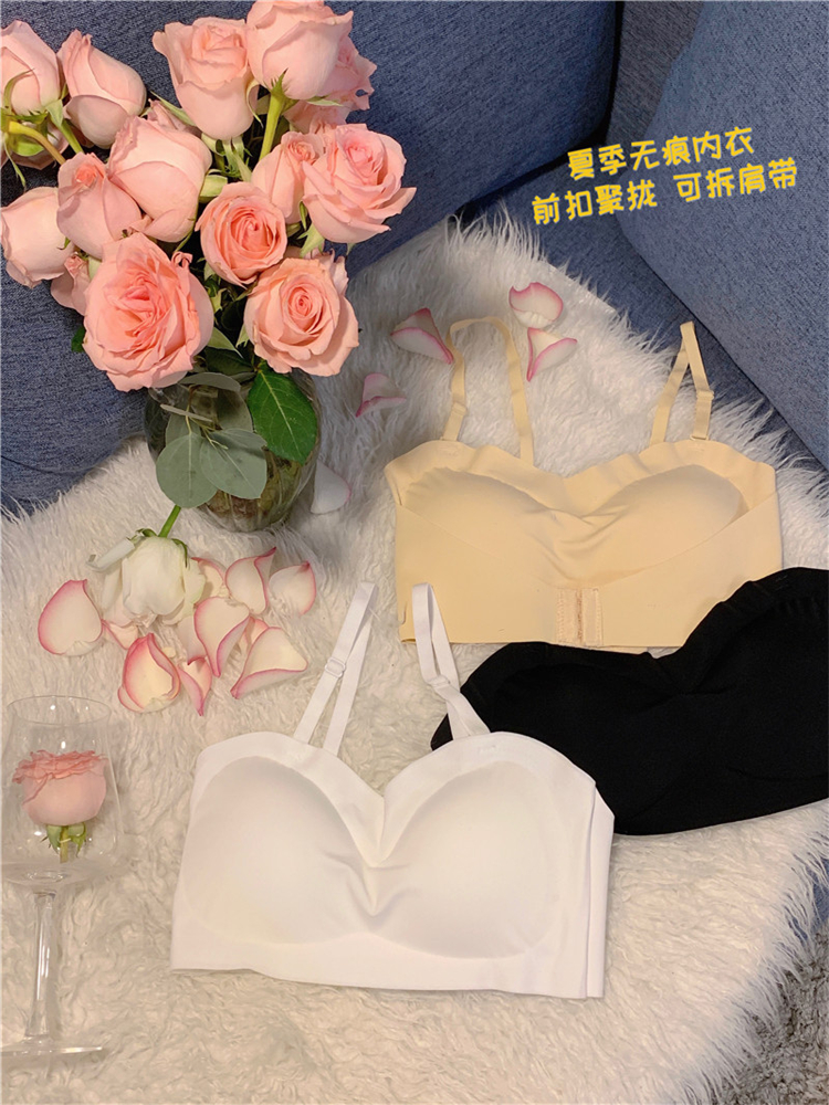 Actual shot of the new strapless underwear push-up invisible non-slip seamless bra without steel rims anti-exposure tube top