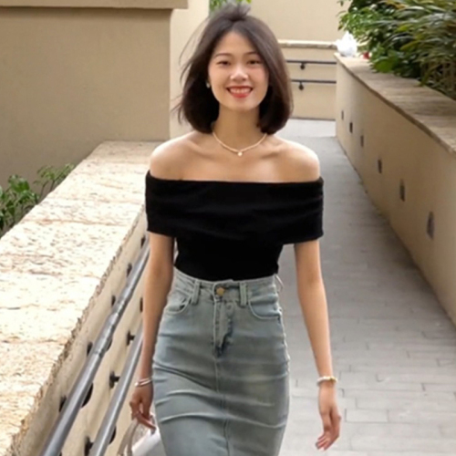 New summer women's black slim-fitting short-sleeved t-shirt niche off-shoulder hot girl one-shoulder collarbone top
