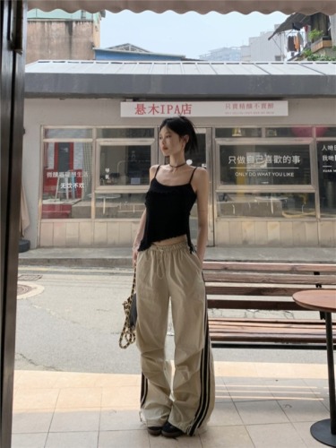 Real shot~Floral sleeveless camisole, sexy irregular top + American contrasting color loose wide-leg pants and casual pants