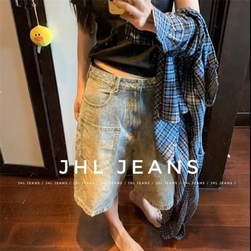 American retro washed high street denim shorts for men and women straight wide leg distressed loose casual versatile cropped pants