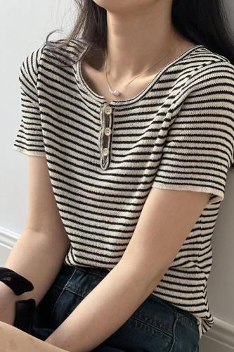 实拍设计感纽扣半开领短袖T恤女2024夏季新款韩版圆领上衣