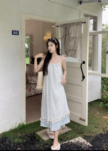 流苏拼接复古度假连衣裙女夏季2024年新款韩版甜美气质吊带长裙子