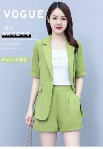Summer new Korean style small suit jacket female Internet celebrity thin temperament casual suit shorts two-piece suit