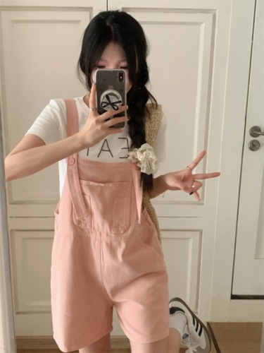 Real shot ~ Danish girl pink denim overalls female summer age-reducing breast wear shorts