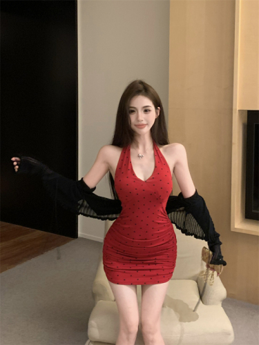 Actual shot of polka-dot halterneck slim-fitting suspender dress + fungus edge knitted cardigan two-piece set for women