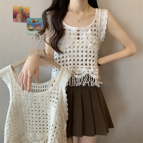 Actual shot of new niche design hollow tassel vest for women summer sleeveless vest hot girl top