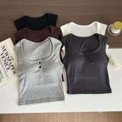 Sexy bottoming vest for women 2024 new button top that covers the trapezius muscles with a sense of relaxation