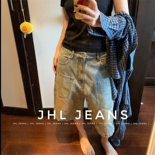 American retro washed high street denim shorts for men and women straight wide leg distressed loose casual versatile cropped pants