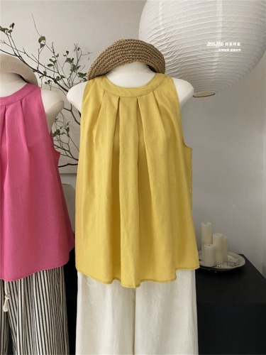 Korean design halter neck vest 2024 new summer style slimming temperament age-reducing baby doll short top