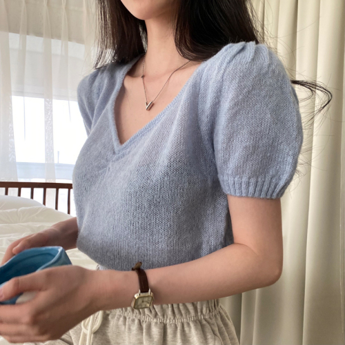 Summer Korean chic design V-neck short-sleeved thin knitted versatile top T-shirt for women