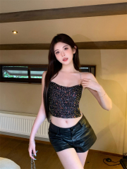 Real shot of fashionable sequined sexy low-cut backless chain discreet design halterneck suspender top for women