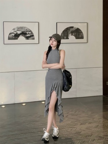 Real shot ~ Ruffled slim vest dress for women, summer temperament, sleeveless mid-length slit hip skirt