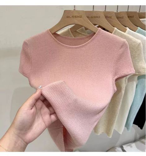 Ice silk pink right shoulder short-sleeved sweater for women summer 2024 new design niche short top t-shirt for women
