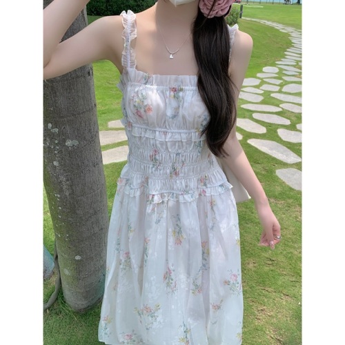 Real shot of summer French floral sweet pleated waist dress