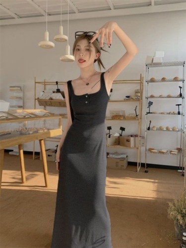 Hot girl black suspender dress female summer 2024 new style temperament waist bag hip long skirt high-end skirt