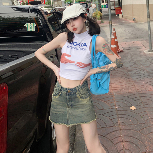 Actual shot of new summer denim short skirt for women, high waist, slimming and anti-exposure, A-line raw edge hot girl hip-covering half-length skirt