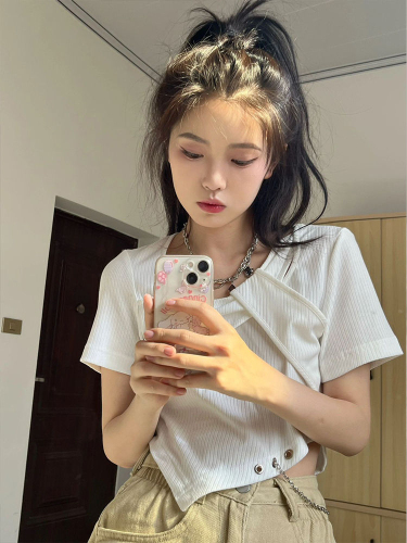 2024 New Summer Irregular Niche Design Slim Hot Girl Short Top White Short Sleeve T-shirt Women's Trendy