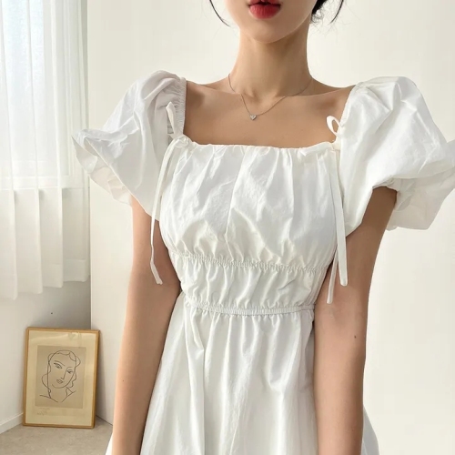 chic summer French style sweet square neck bow pleated waist puff sleeves gentle and fashionable dress