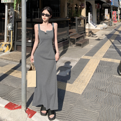 French high-end temperament gray suspender dress for women in spring and summer slim high-waisted retro inner vest long skirt