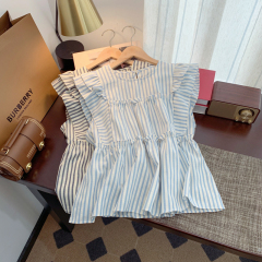 Women's sleeveless V-neck top with small fly stripes, 2024 summer new item, fresh and minimalist loose-fitting slimming shirt