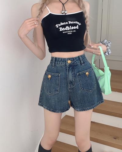 Actual shot of spring women's group simple casual retro washed jeans versatile Thai spicy high waist shorts