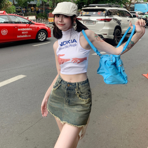 Actual shot of new summer denim short skirt for women, high waist, slimming and anti-exposure, A-line raw edge hot girl hip-covering half-length skirt