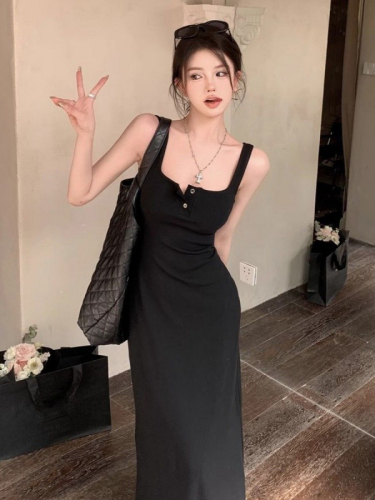 French high-end temperament gray suspender dress for women in spring and summer slim high-waisted retro inner vest long skirt