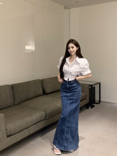 Real shot!  Korean style short slim-fitting shirt for women high-waist slim slit denim skirt two-piece suit