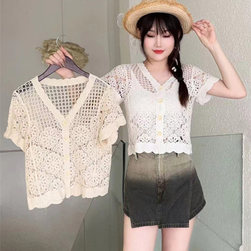 Retro crochet V-neck knitted cardigan for women summer 2024 new Korean style fashion versatile short-sleeved top