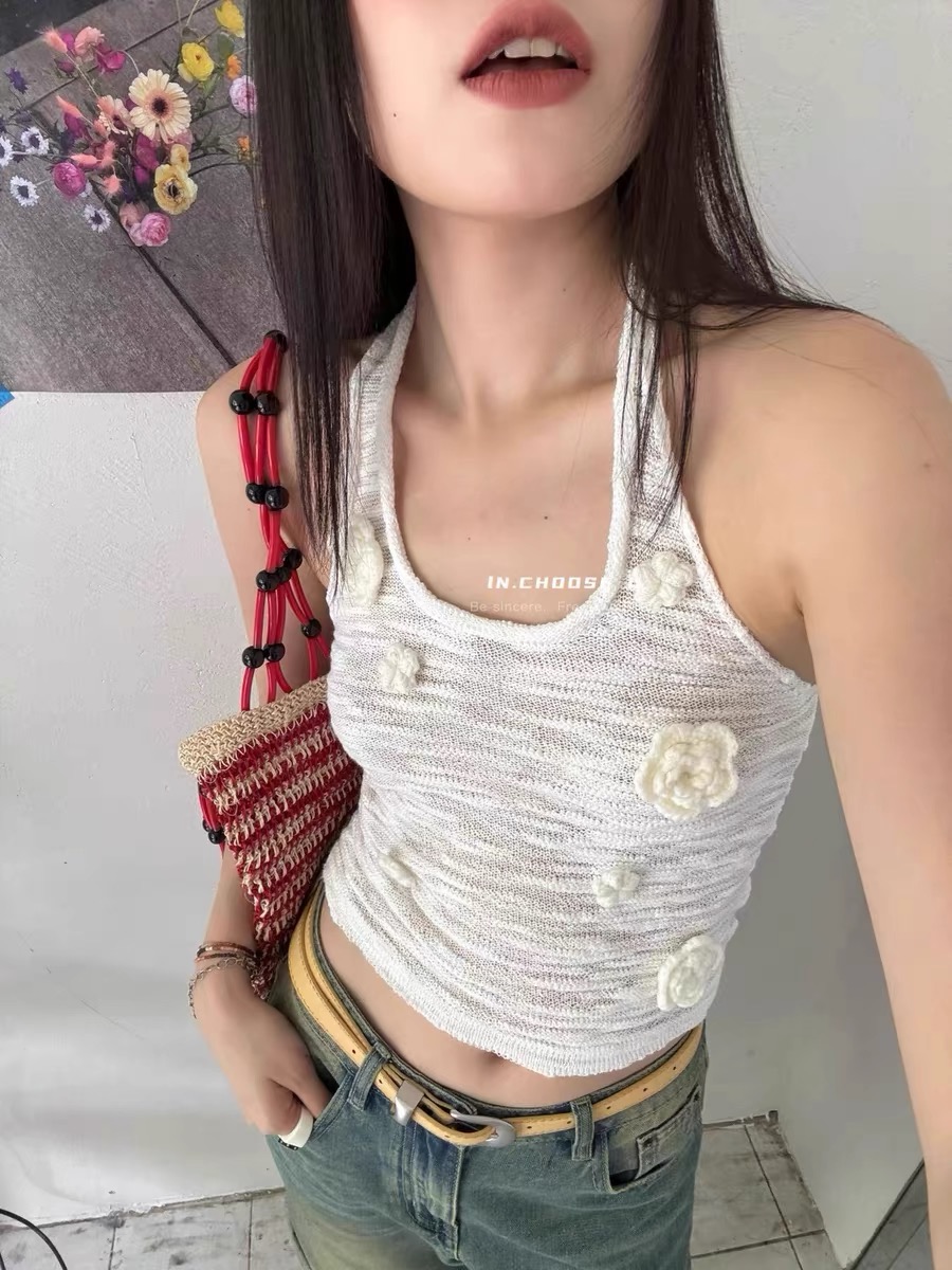 IN choose u笑笑家2024年夏款露背手工釘花珍珠棉掛脖背心上衣女
