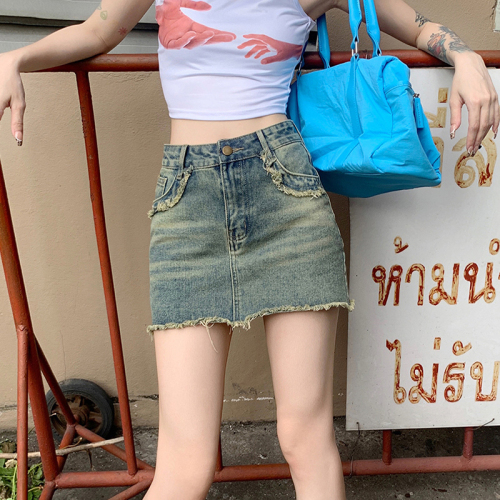 Actual shot of new summer denim short skirt for women, high waist, slimming and anti-exposure, A-line raw edge hot girl hip-covering half-length skirt