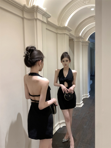 Real shot birthday party halter neck hottie Hepburn little black dress backless bow design dress for women