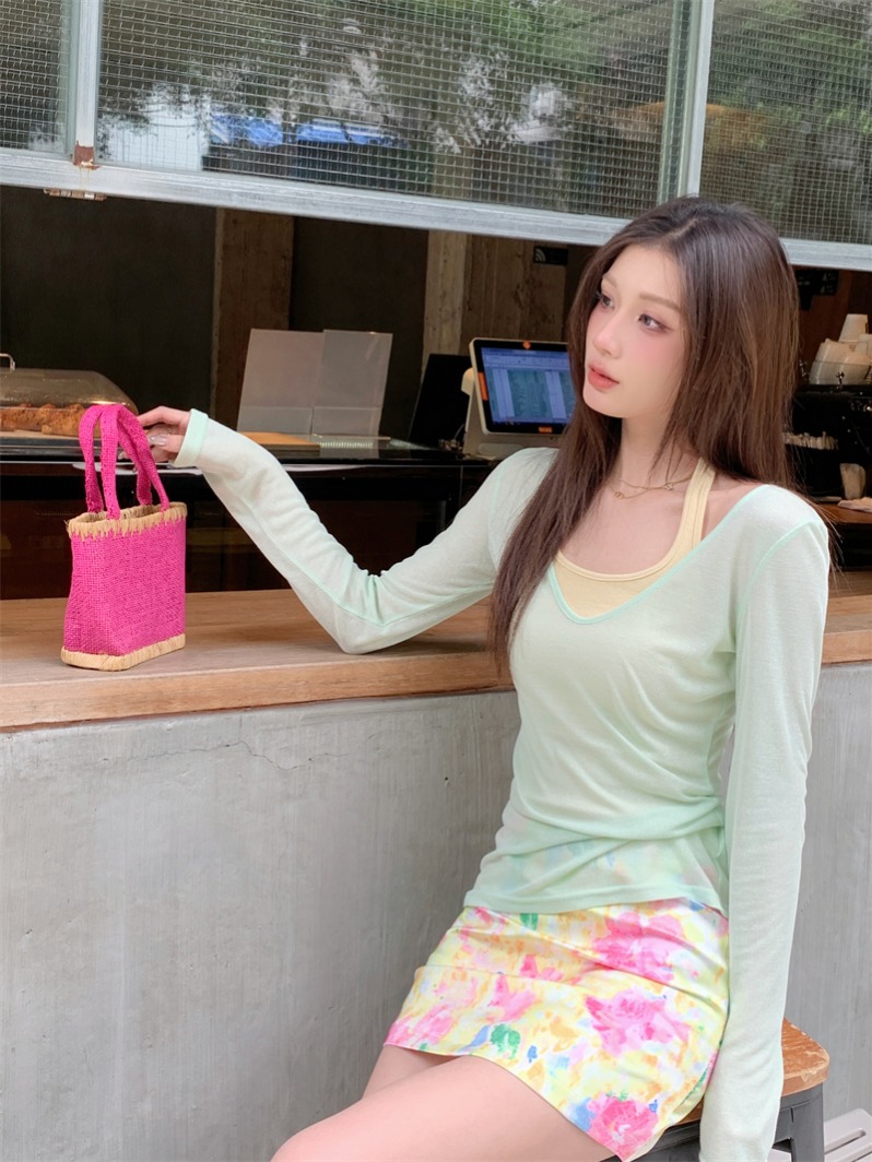 Real shot ~ Summer V-neck solid color versatile anti-snatch T-shirt for women + slimming vest + satin printed hip-covering A-line skirt